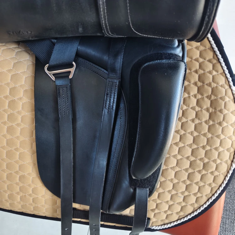 Siodło ujeżdżeniowe Fairfax Classic Petite 17"