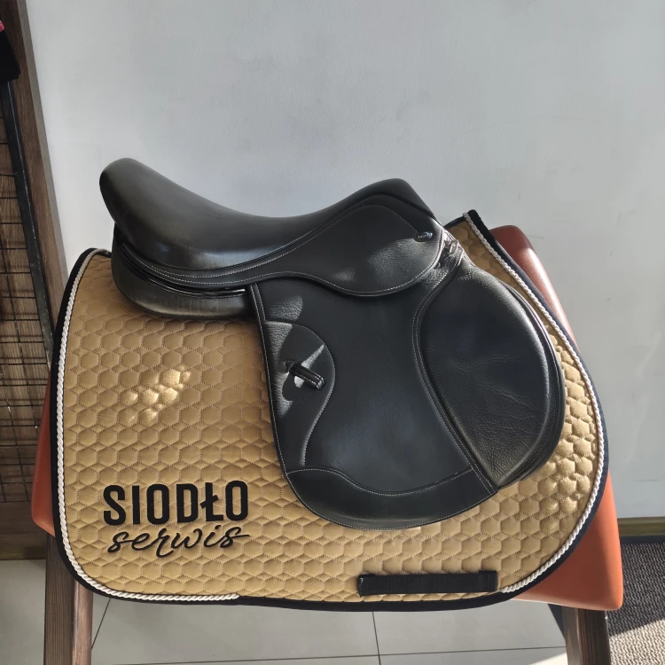 Siodło skokowe Ikonic Light Hybryda 17"