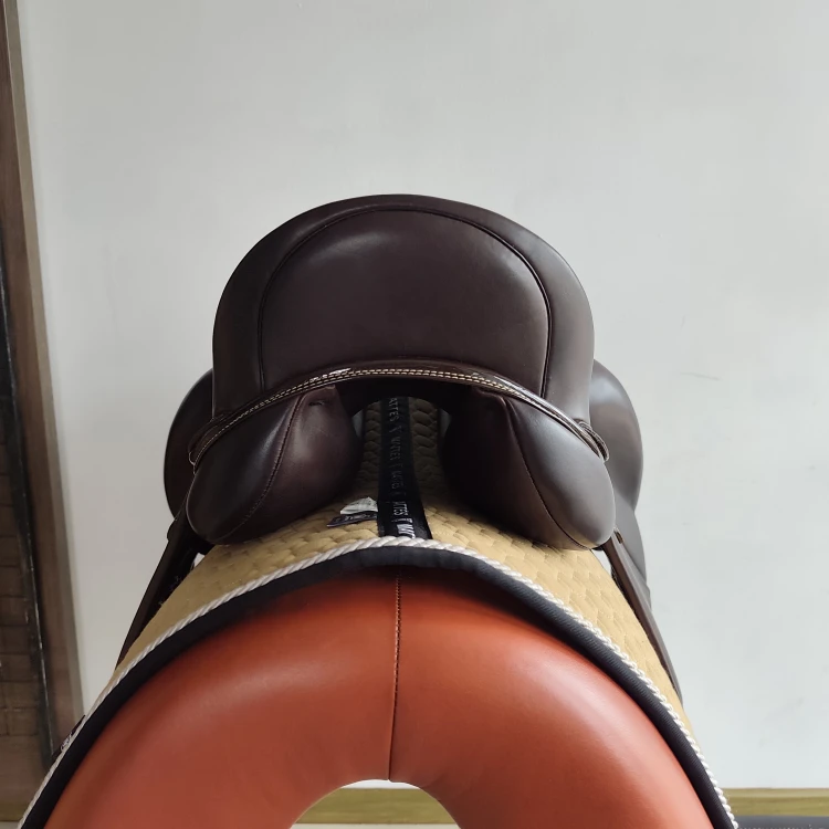 Siodło ujeżdżeniowe Daw-Mag Giant 17"